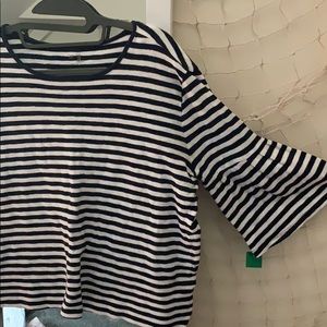 Thicker 3/4 Sleeve Striped shirt